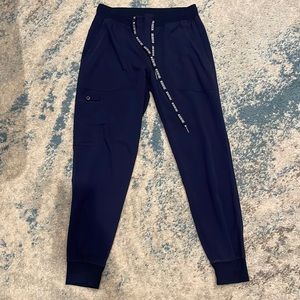 Medcouture touch scrubs size small